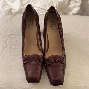 Anne Klein heels Burgundy 6.5